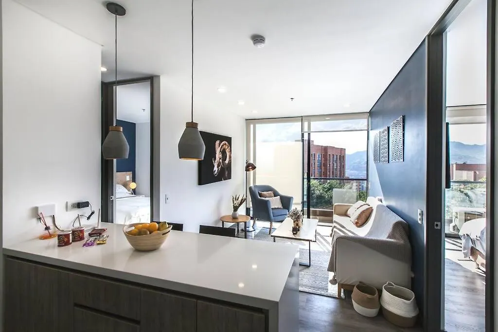 Lux 2Br El Poblado Great View Apartment Medellin 0*,